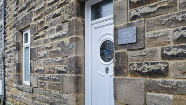 Exterior detail - 3 bedroom accommodation in Amble (Amble)