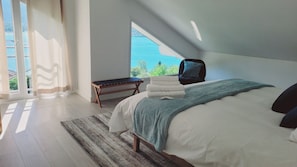 4 habitaciones, escritorio, tabla de planchar con plancha y wifi gratis