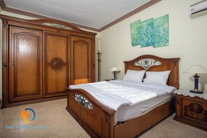 2 室のベッドルーム、WiFi (無料)、ベッドシーツ