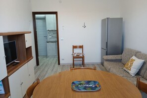 TV - P059 – Porto Recanati, new three-room apartment 200 meters from the sea (Porto Recanati)