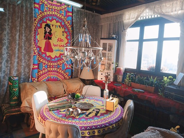 Living room - Room-gadou Rooftop - Men's Only Stay - D (Port Said)