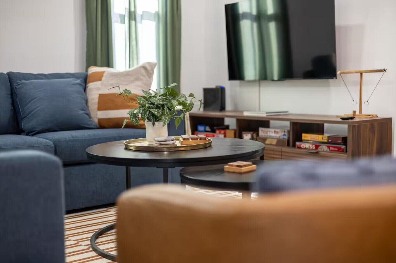 Smart TV, video games