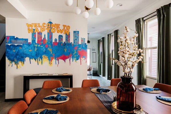 Dining - Lucas Oil Stadium Sanctuary! Hot Tubs! Games! (Indianapolis)