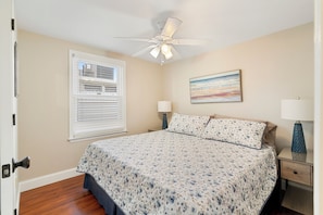 2 bedrooms, iron/ironing board, travel cot, free WiFi