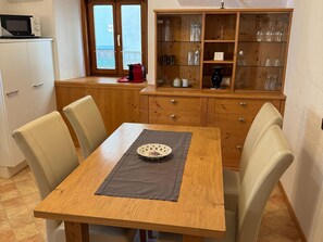 Apartment | Dining - Apartment in Fugen Near Spieljoch Cable Car (Fuegen)