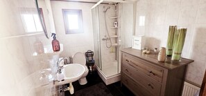 Hair dryer - Fine chalet for 4 people on the Veluwe (Putten)