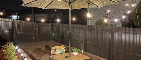 Outdoor dining