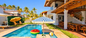 Oceanfront Villa in Amatecampo Beach