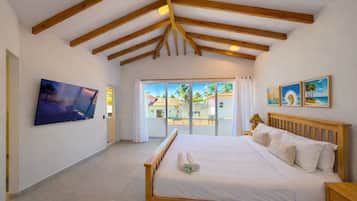 Family Villa, 4 Bedrooms, Private Pool, Partial Ocean View | 4 bedrooms, in-room safe, blackout drapes, iron/ironing board