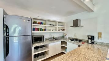 Loft familiar, 2 habitaciones, alberca privada | Cocina privada