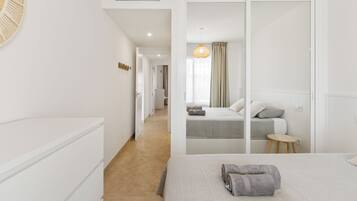 2 soverom, strykejern/-brett, wi-fi (inkludert) og sengetøy