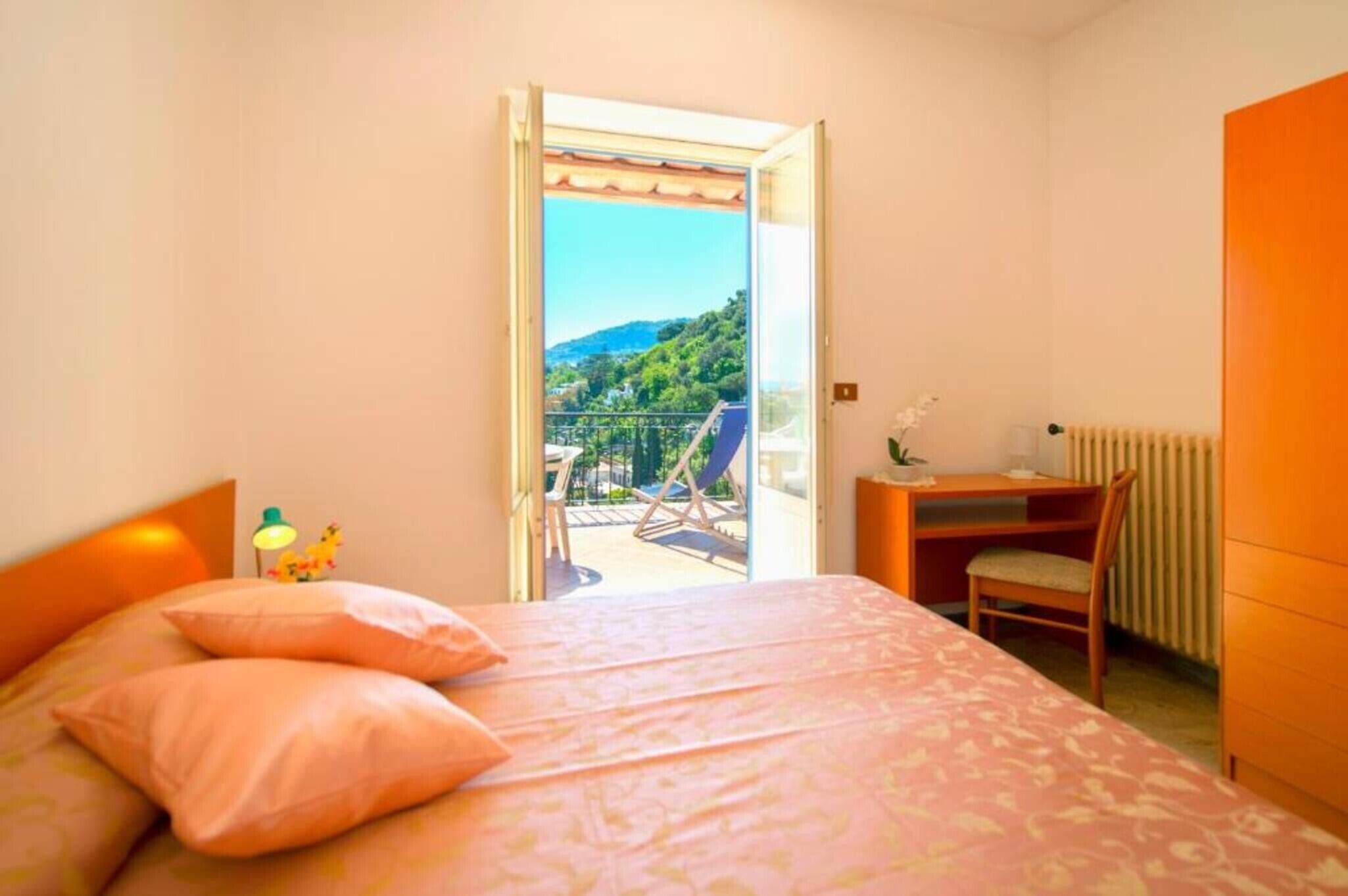 1 室のベッドルーム、アイロン / アイロン台、WiFi (無料)、ベッドシーツ