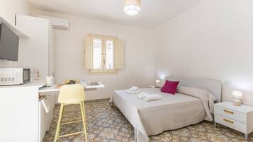 1 camera, Wi-Fi gratuito, lenzuola