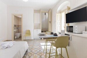 1 bedroom, free WiFi, bed sheets - Room 'Lì' with Mountain View, Wi-Fi and Air Conditioning (Scicli)