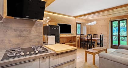 Apartment 'Superior' with Shared Terrace, Private Garden and Wi-Fi