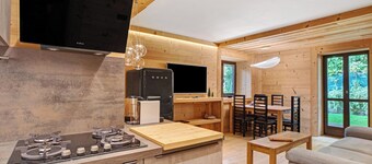 Ferienwohnung 'Superior' mit gemeinsamer Terrasse, privatem Garten und Wi-Fi