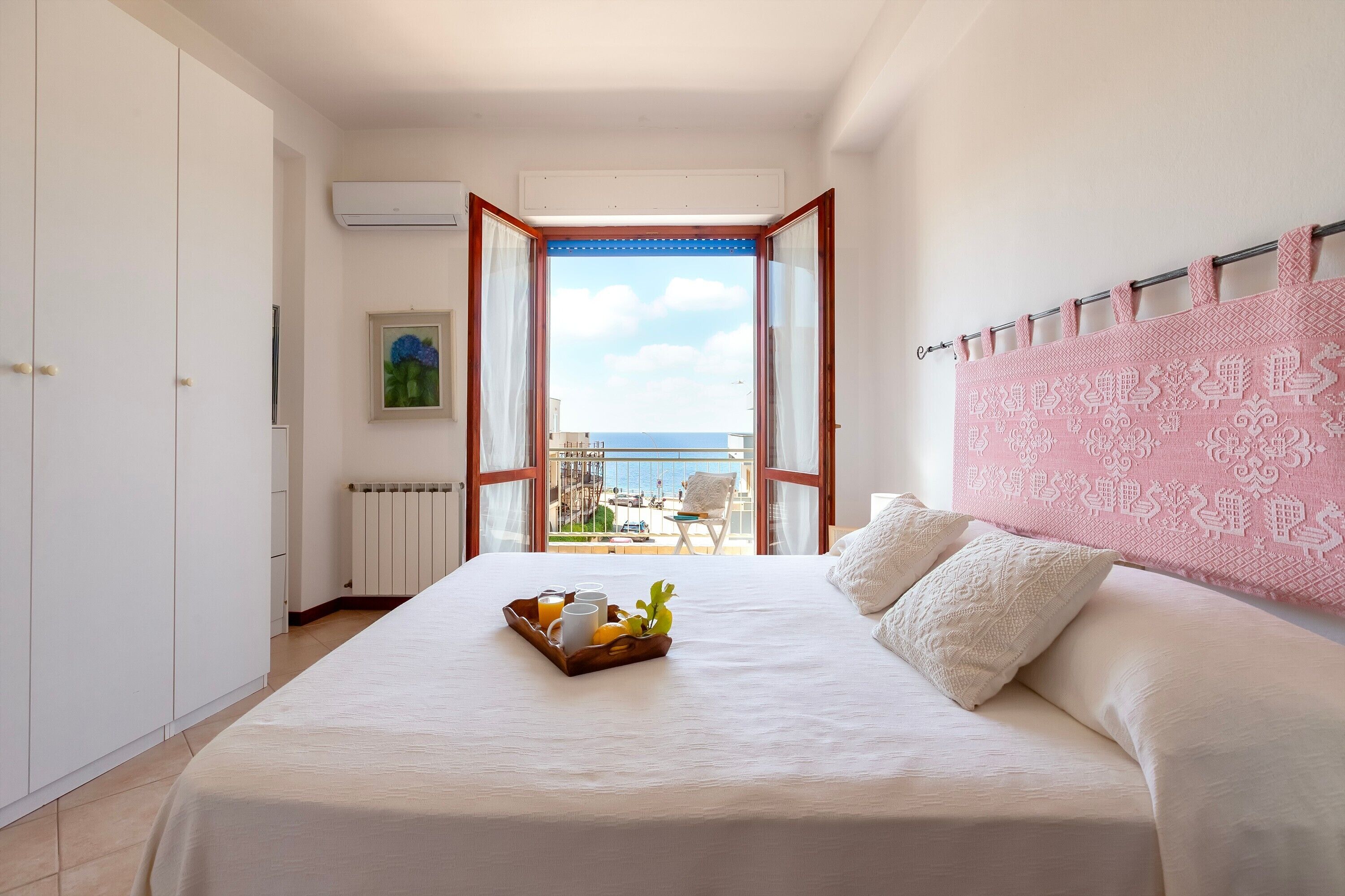 1 camera, Wi-Fi gratuito, lenzuola