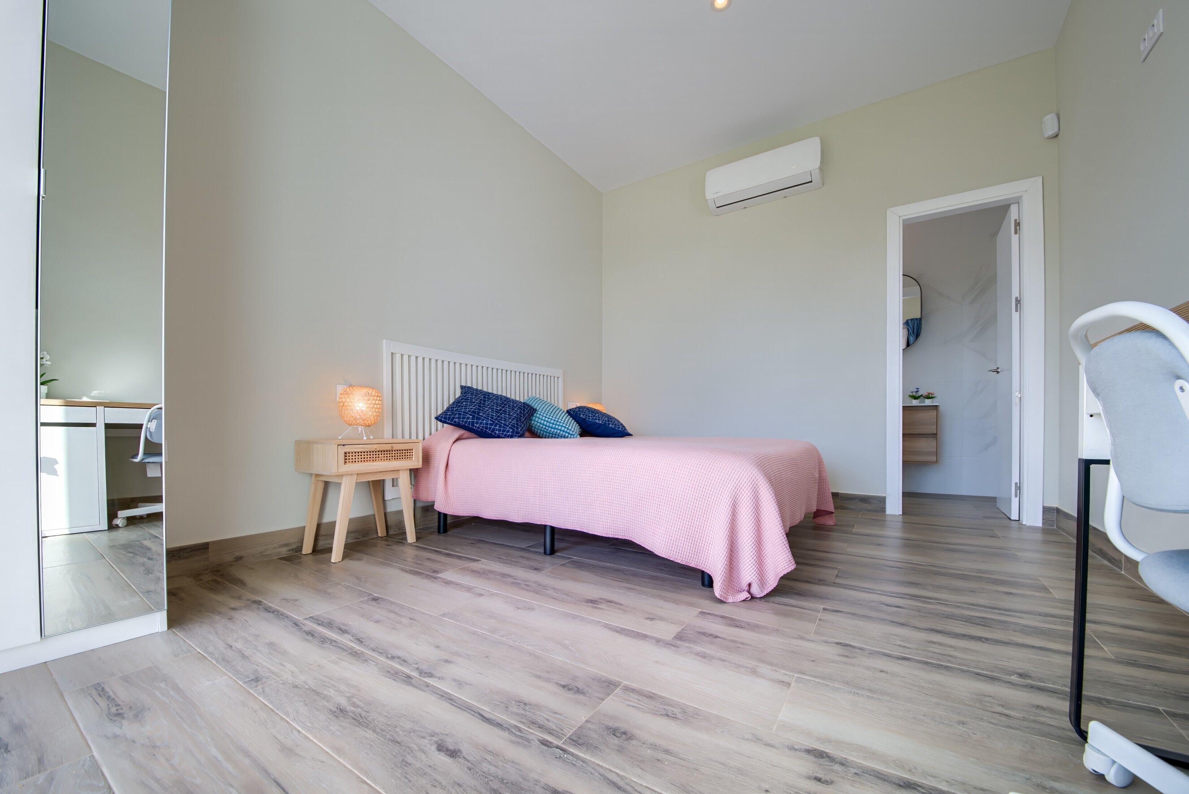3 Schlafzimmer, Bügeleisen/Bügelbrett, kostenloses WLAN