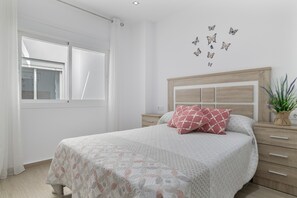 2 bedrooms, free WiFi, bed sheets