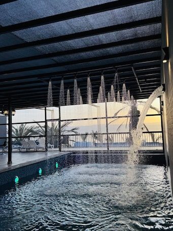 Aguas termales. Lava villas