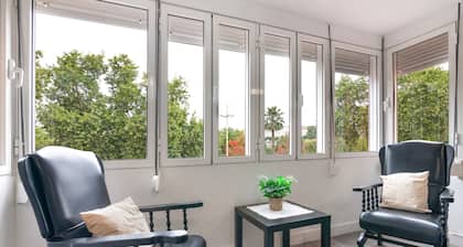 Apartment 'Antiguo Estadio' with Private Terrace, Balcony and Wi-Fi