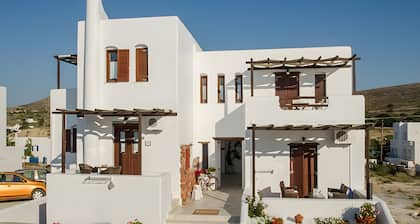 Apartment 'Laomedeia' with Private Terrace, Wi-Fi and Air Conditioning