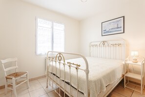 3 habitaciones, tabla de planchar con plancha y wifi gratis 