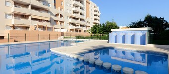 Apartment 'Jardines De Playa Gandia' with Shared Pool, Wi-Fi and Air Conditioning