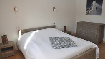 5 camere, Wi-Fi gratuito, lenzuola