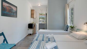 1 quarto, Wi-Fi de cortesia, roupa de cama