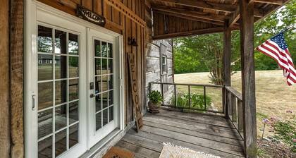 Lake Cabin |30 miles from Nashville