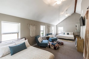 1 bedroom, travel crib, WiFi, bed sheets