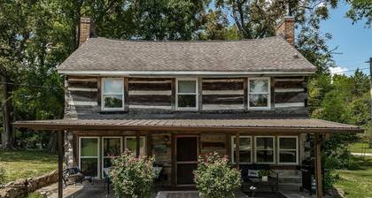 Rustic Cabin | 30 miles from Nashville