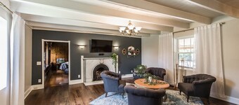 The Lodge at Pilot Knob | Private Pool | Lakeview