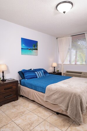 2 dormitorios, tabla de planchar con plancha, wifi y ropa de cama