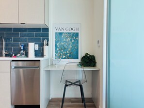 Interior - Dreams stay, private balcony with stunning view (Los Angeles)