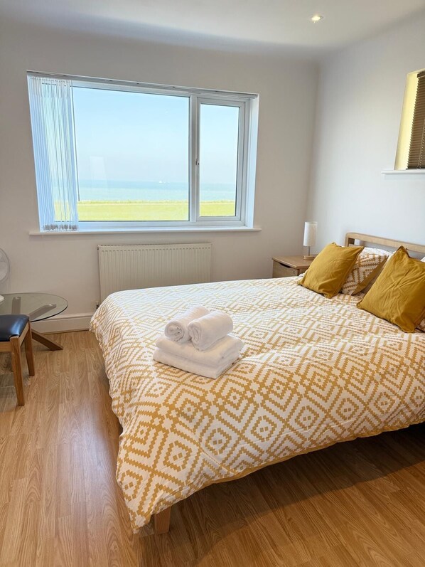 3 habitaciones, tabla de planchar con plancha y wifi gratis 