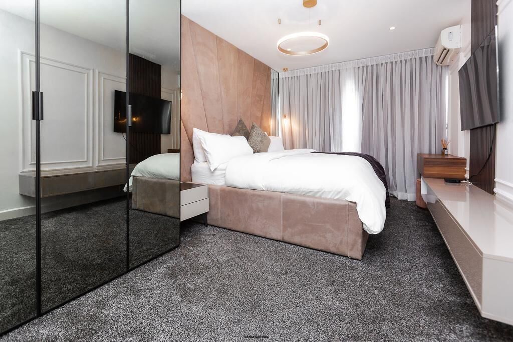 Apartment, Balcony, Garden View | 1 bedroom, in-room safe, desk, blackout drapes