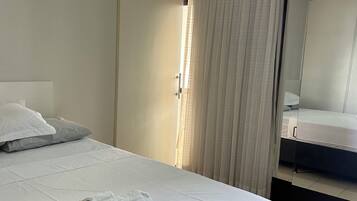 1 quarto, ferros/tábuas de passar roupa, Wi-Fi, roupa de cama