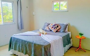 4 bedrooms, WiFi, bed sheets