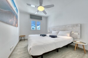 2 bedrooms, iron/ironing board, travel cot, free WiFi