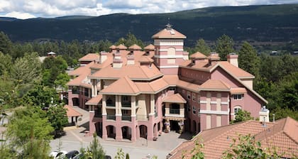 Welcoming Loft With Golf Course View - 312