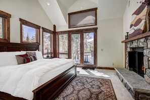 4 chambres, fer et planche à repasser, Wi-Fi gratuit, draps fournis