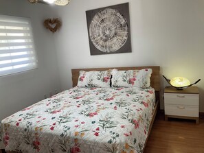 2 soverom, strykejern/-brett, wi-fi (inkludert) og sengetøy