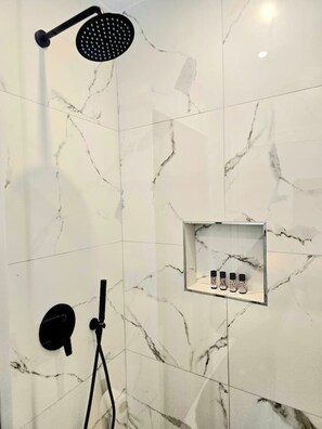 Hair dryer, towels - Philoxenia Guest Studio (Himare)