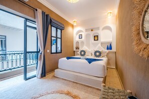 3 عدّة غرف نوم ومكواة/لوح كي وواي فاي مجانًا وملاءات أسرّة