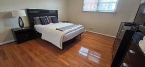 3 bedrooms, WiFi, bed sheets - Spacious 3-bedroom apartment in charming Philadelphia with AC, WiFi (Philadelphia)