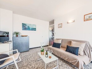 Living area - Le Suffren by Interhome (Le Barcarès)