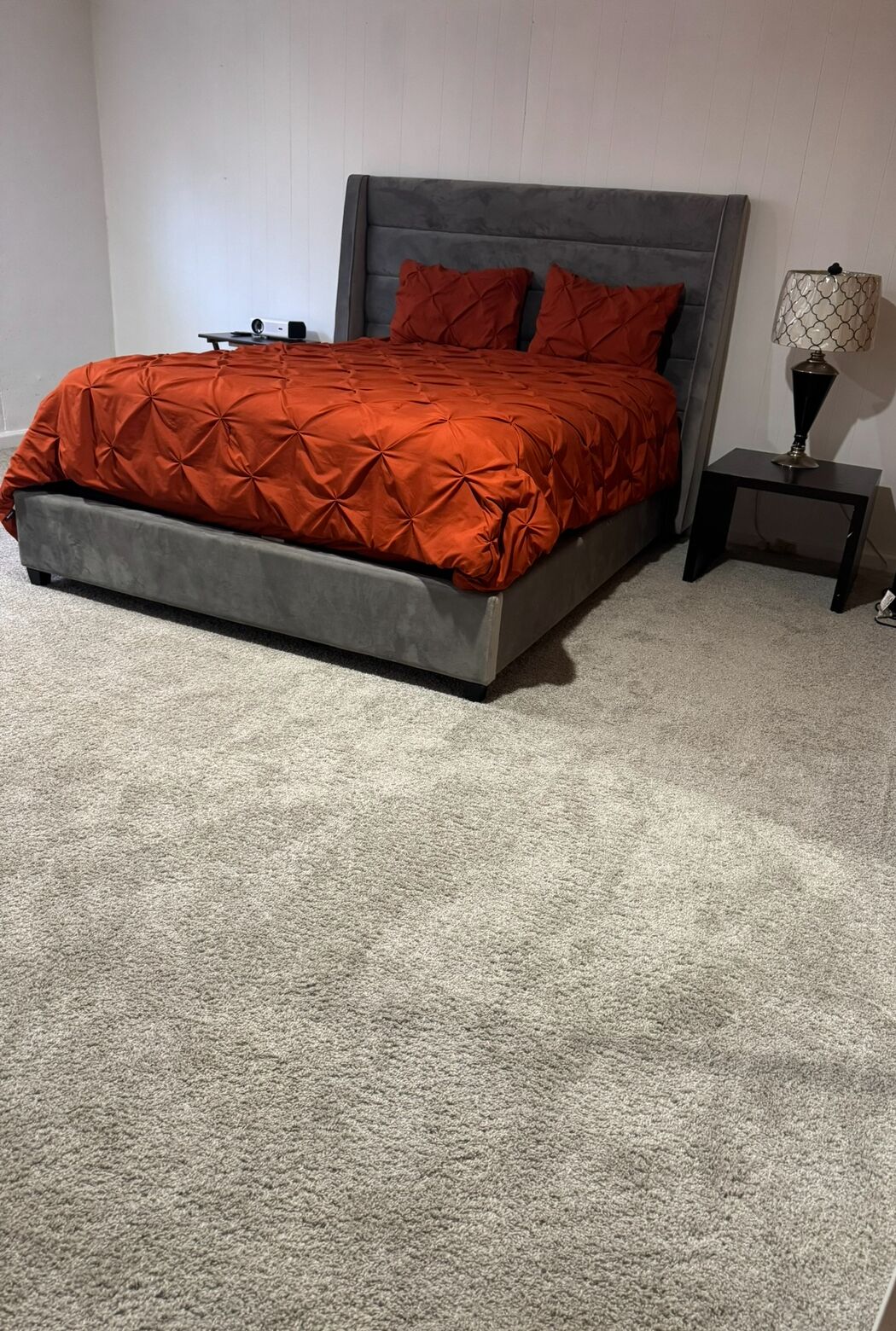 4 chambres, fer et planche à repasser, Wi-Fi, draps fournis