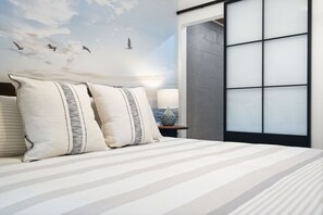 4 chambres, fer et planche à repasser, lit parapluie, Wi-Fi gratuit